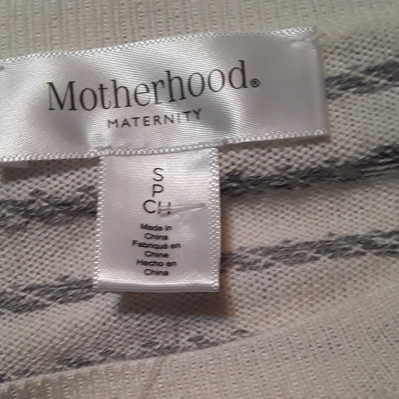 Motherhood white sweater with ruching on side - Picture 4 of 7